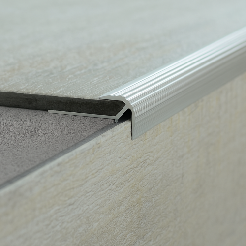 listwa schodowa do paneli 5mm winyl lvt.png